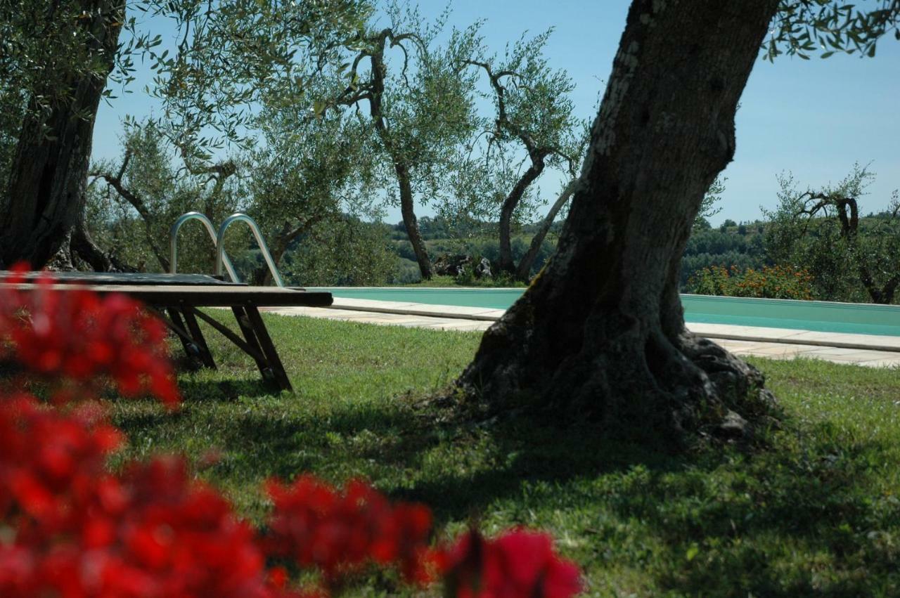 Agriturismo Le Querce Палая Экстерьер фото