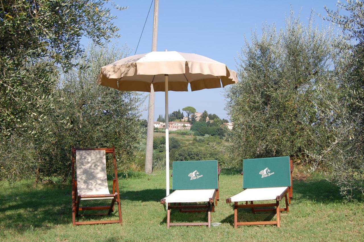 Agriturismo Le Querce Палая Экстерьер фото