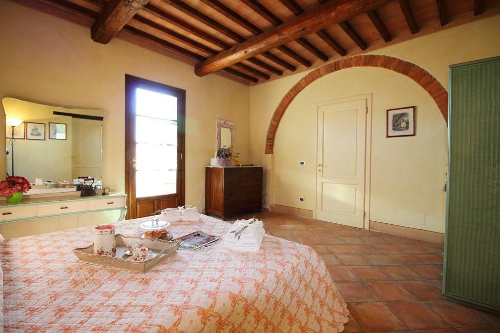 Agriturismo Le Querce Палая Экстерьер фото