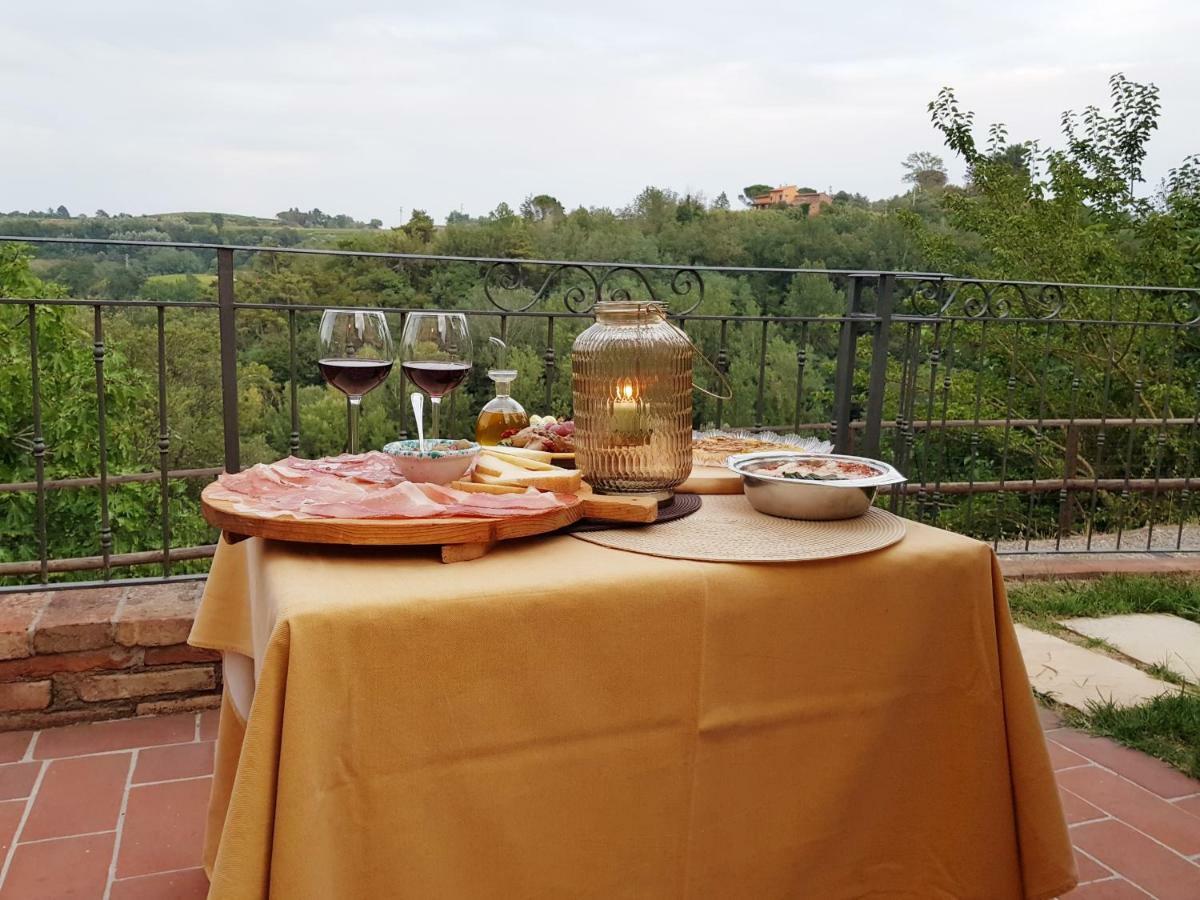 Agriturismo Le Querce Палая Экстерьер фото